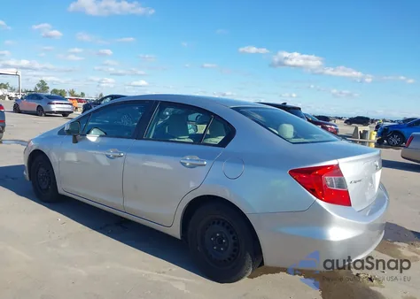 2012 Honda Civic Lx z USA, uszkodzony, nr VIN 2HGFB2F55CH599031
